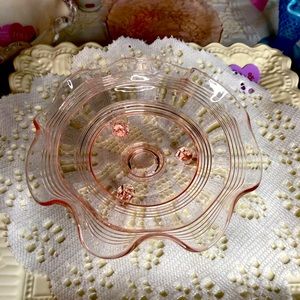 Pink Fenton ribbed plate